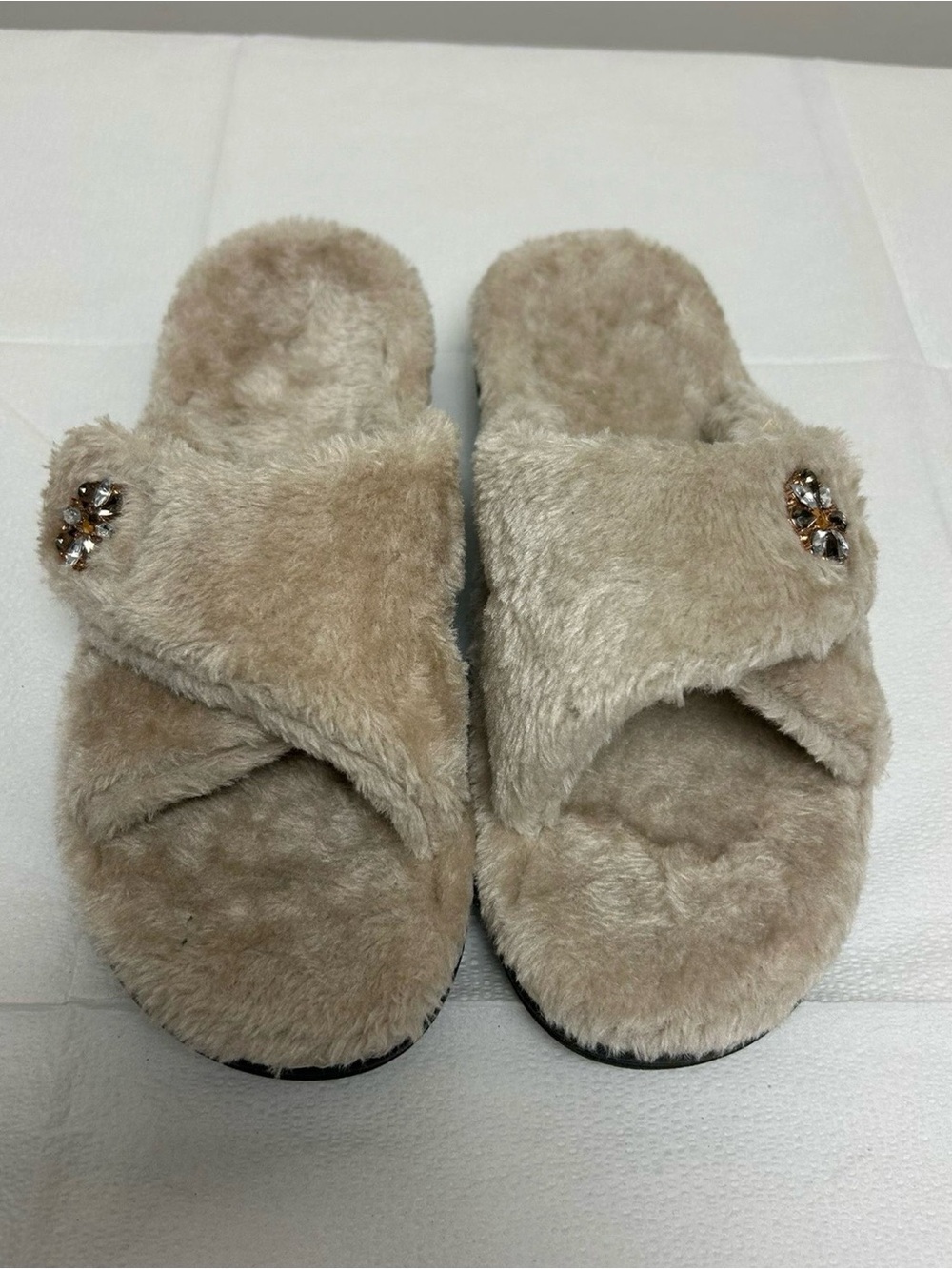 Vionic Relax II Faux Fur Crisscross Slippers w/ Jewel Accent - Taupe 11